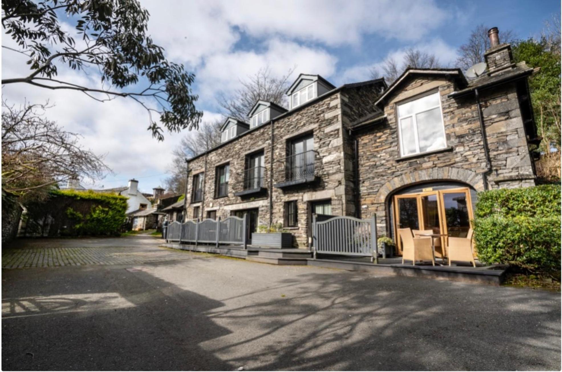 Yewfield Self Catering Apartments Hawkshead Extérieur photo